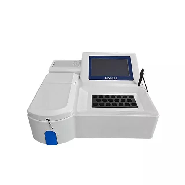 Semi-automatic chemistry analyser in Kenya, one half of the semi-automatic vs fully automatic chemistry analyser decision